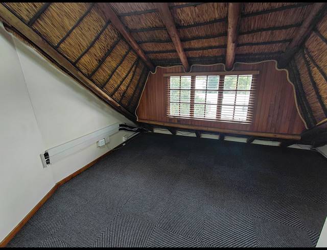 282M² OFFICE FOR SALE IN RANDJESPARK